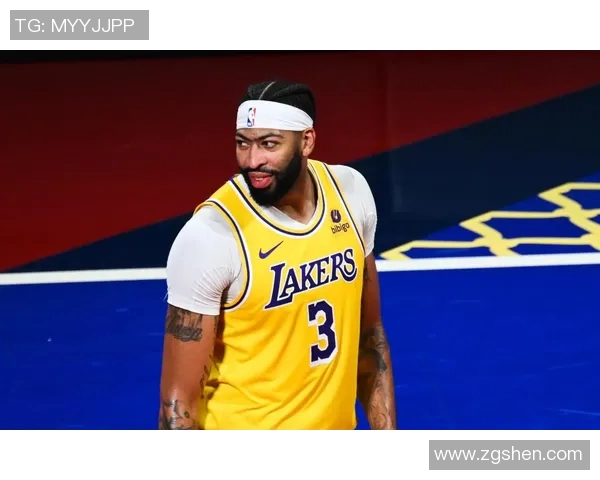 浓眉nba职业生涯亮点与场上风格解析 浓眉nba职业生涯亮点与场上风格解析